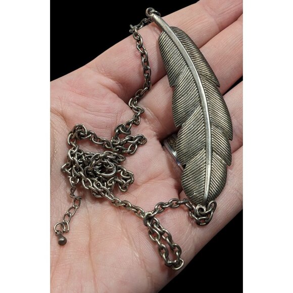Nature Inspired Silver Tone Feather Necklace - Picture 5 of 6